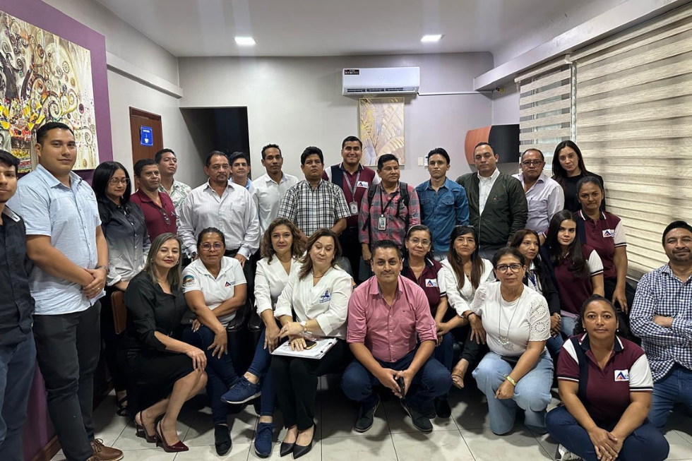 DeAltura impulsa a sus asesores con la capacitación de ‘Cerradores Elite» con Alejandro López